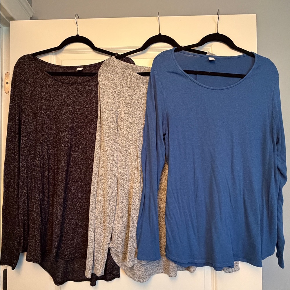 Old Navy Black, Heather Grey and Blue Long Sleeve Tops